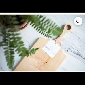 Classic Maple Wood Cutting Board with Handle LARGE